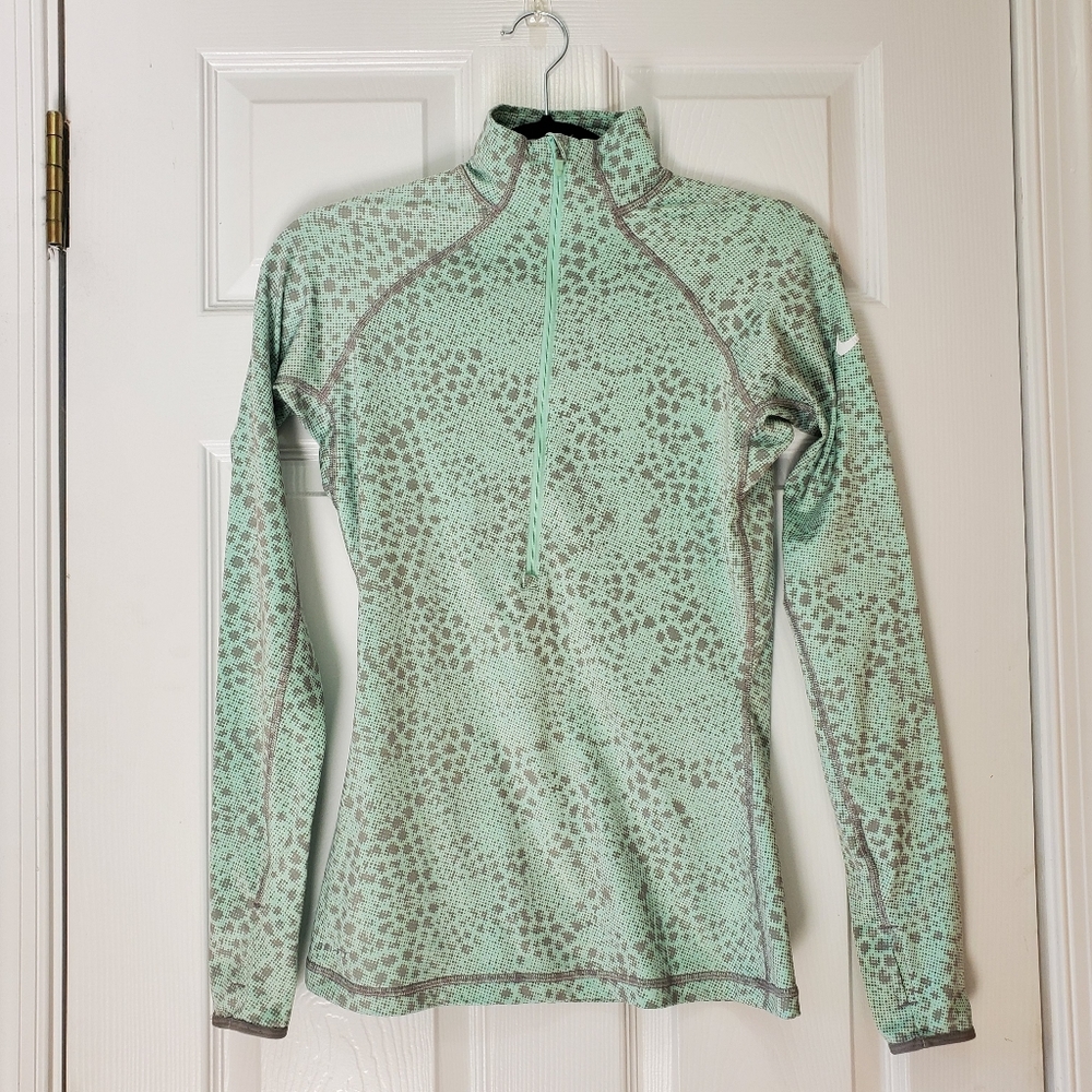 Nike Pro Women's Half Zip Sage Green/Gray Long-Sleeved Base Layer Small